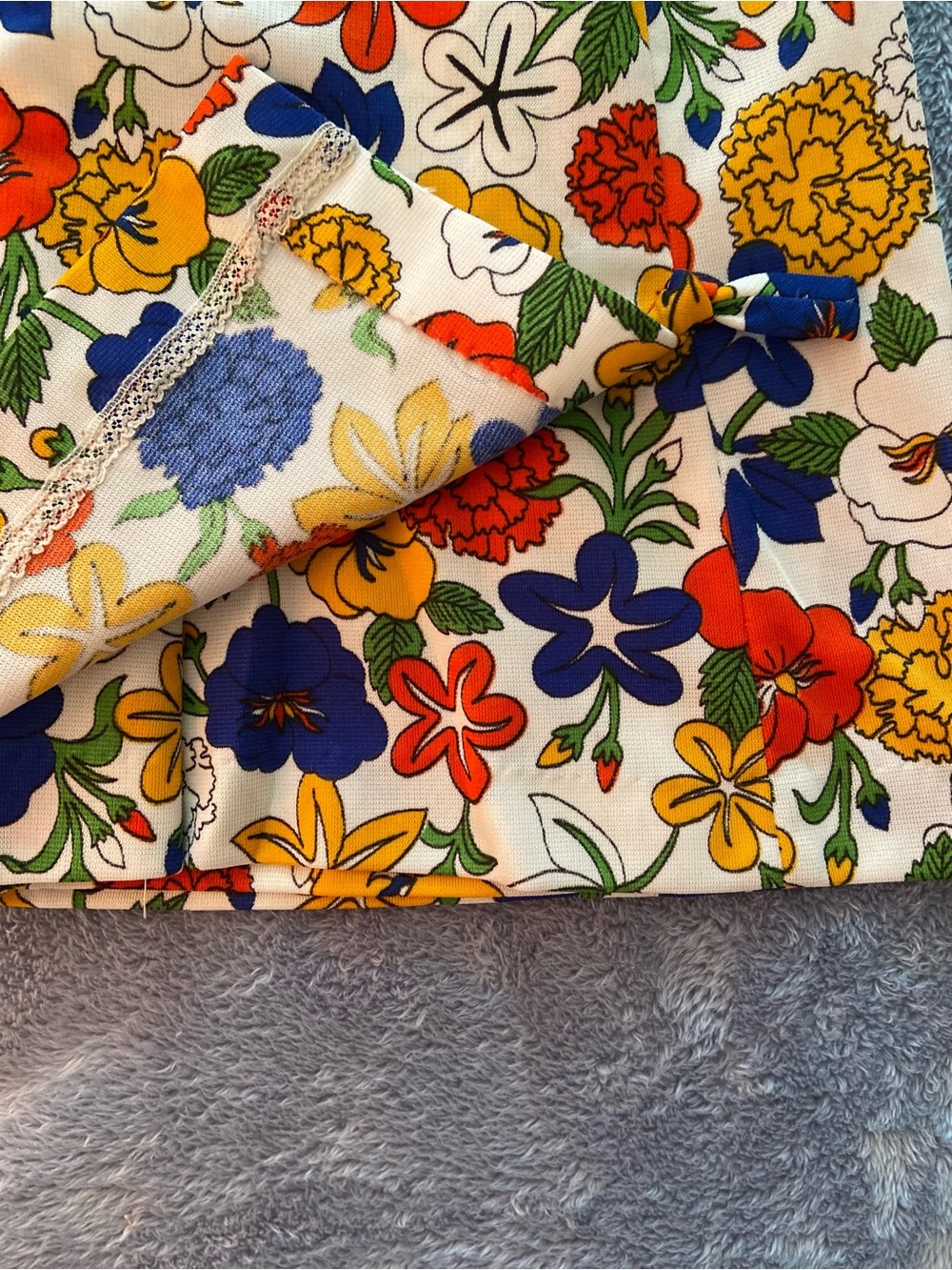 VINTAGE Bright Floral Mini Skort White Multi - Picture 6 of 14